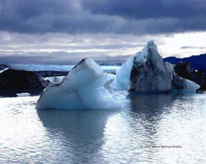 pd_025a_icebergs_knik_glacier_alaska_lrg-600x480.jpg